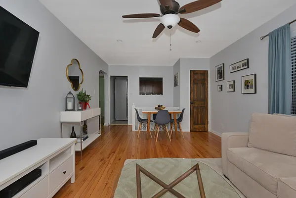 Sold by Keller Williams Realty Landmark | media 13