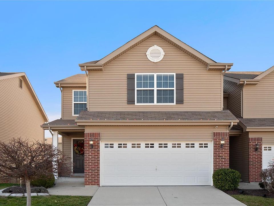 1st image of 861 Harbor Woods Dr