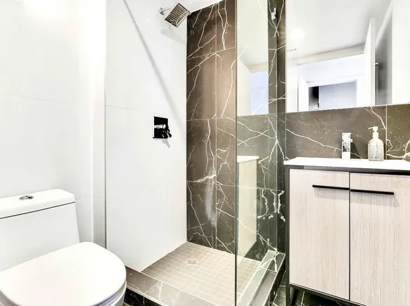 1543 East 19th Street image 5 of 15