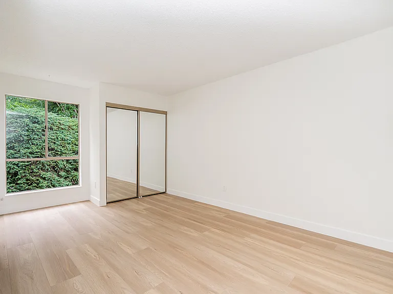 7631 Steveston Hwy #208 — Photo 10