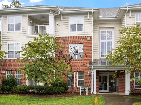 1011 Arborgate Cir, Chapel Hill, NC 27514