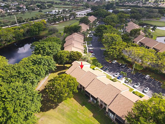 2nd image of 5121 Oak Hill Lane #416