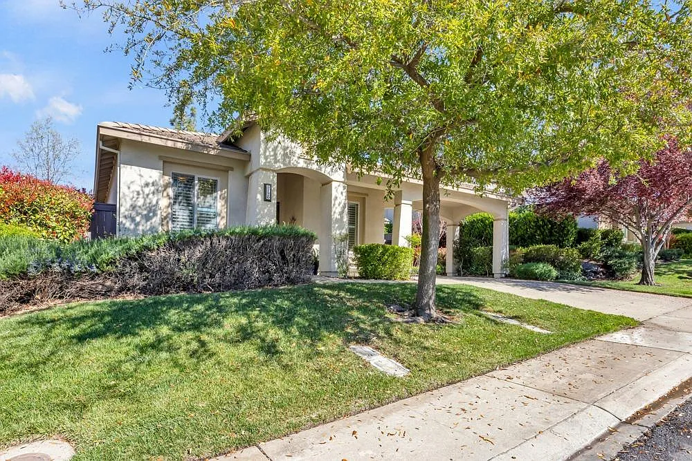 5120 Garlenda Dr photo 1