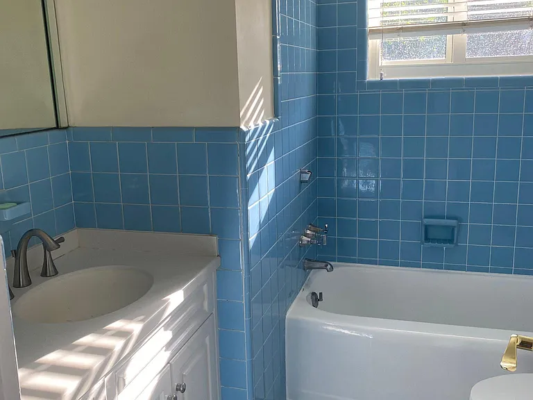 7630 SW 53rd Pl — Photo 6