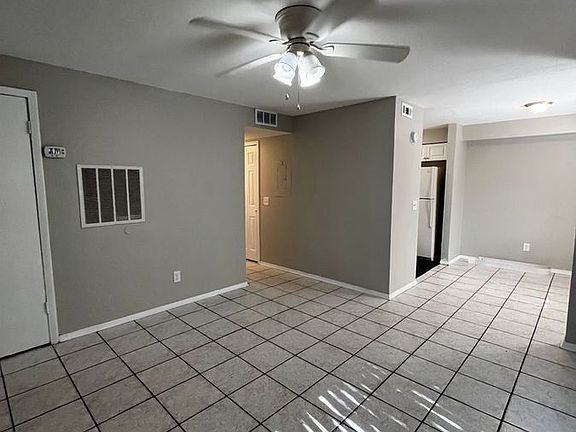4th image of 1419 E Mohawk Ave APT B