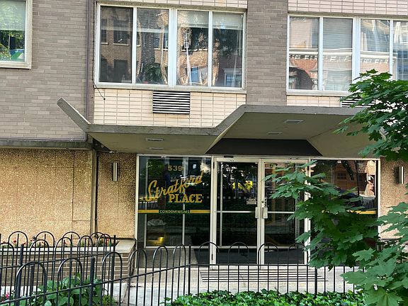 2nd image of 539 W Stratford Pl APT 208