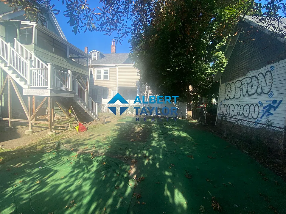 39 Pratt St