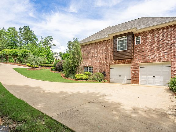 4th image of 130 Wildflower Rd NE