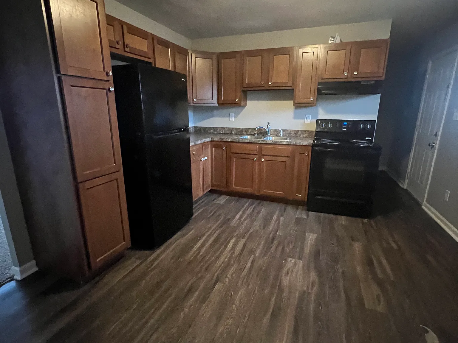 3 bed, 1225 sqft, $1,395 — Photo 4