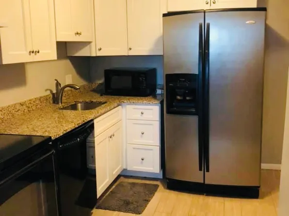 234 Low St APT 23, Newburyport, MA 01950