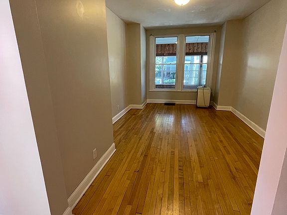 2nd image of 3244 Humboldt Ave S