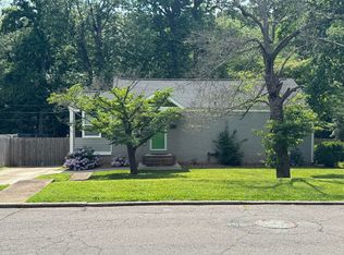 1428 Chelsea St, Winston Salem, NC 27103