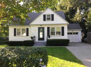 258 Holmes Rd, Pittsfield, MA 01201