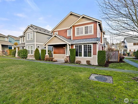 3rd image of 4321 24th Street SE