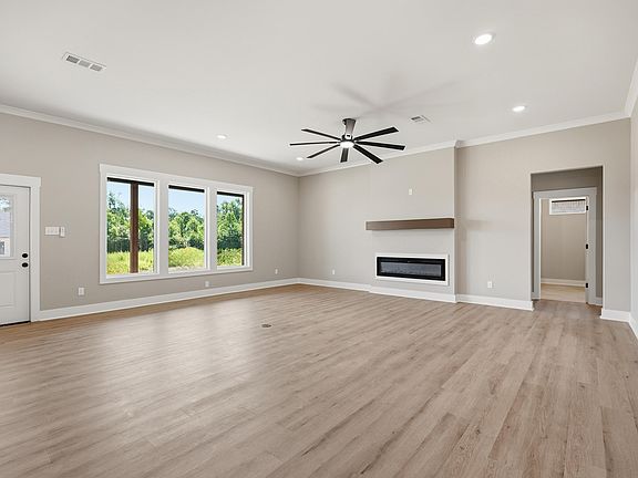 5th image of 7040 Cold Creek Dr