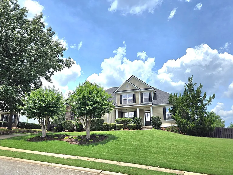 643 Burgamy Pass — Photo 2