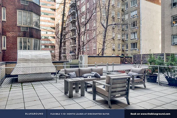 Rented by The Blueground | media 31