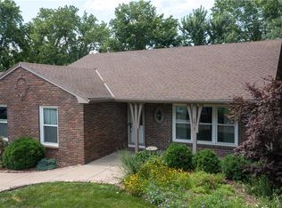 2913 Joslin Ln, Saint Joseph, MO 64506