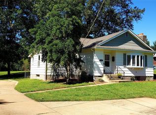 213 Cromwell Rd, Festus, MO 63028