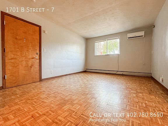 2nd image of 1701 B St APT 7