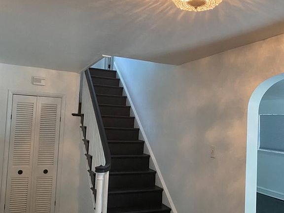 5th image of 1209 Drexel Ave