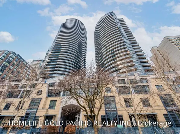 21 Carlton St, Toronto, ON