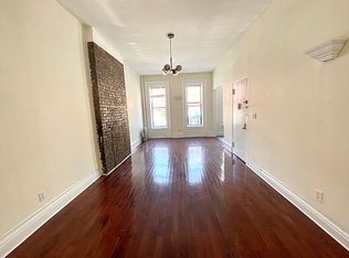 218 Dekalb Ave APT 1, Brooklyn, NY 11205