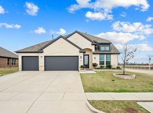 417 Ardsley Ln, Forney, TX 75126