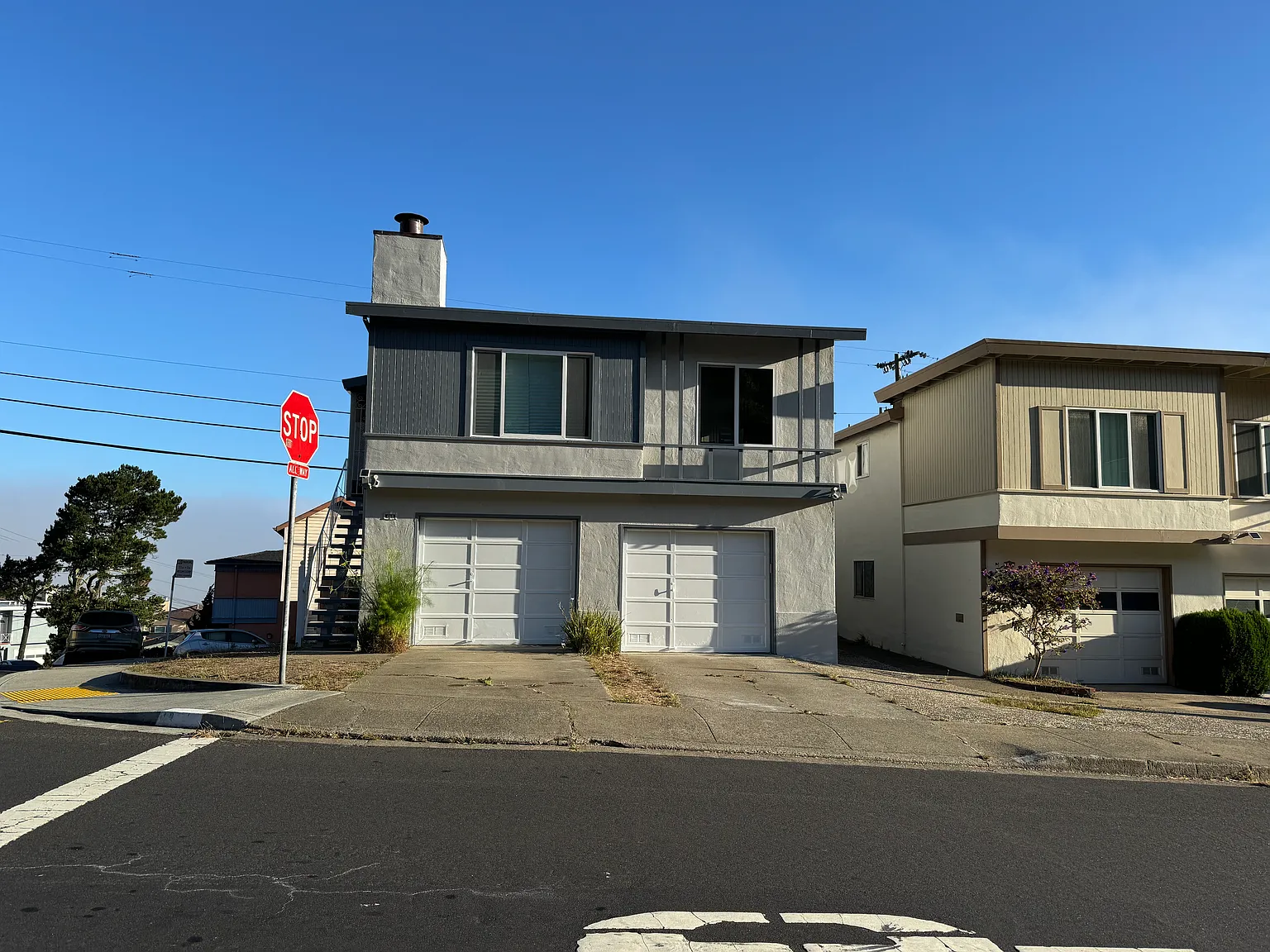 3 bed, $4,350 — Photo 2
