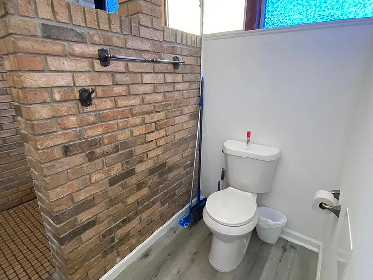 204 Longfellow Blvd #5 — Photo 8