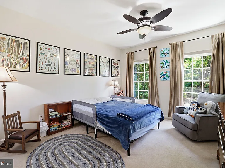 5767 Bush Hill Dr — Photo 32