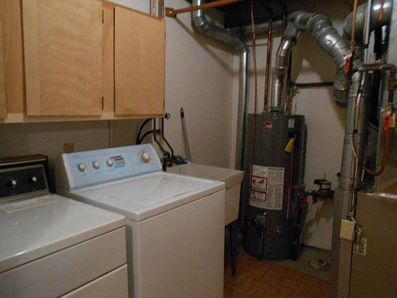 3rd image of 2326 Stewart Ave