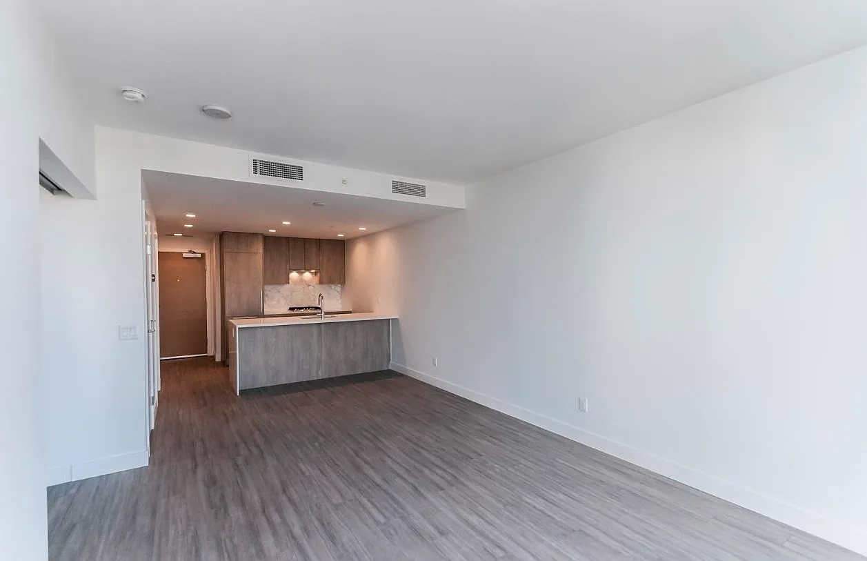 1 bed, 580 sqft, $2,300 — Photo 3