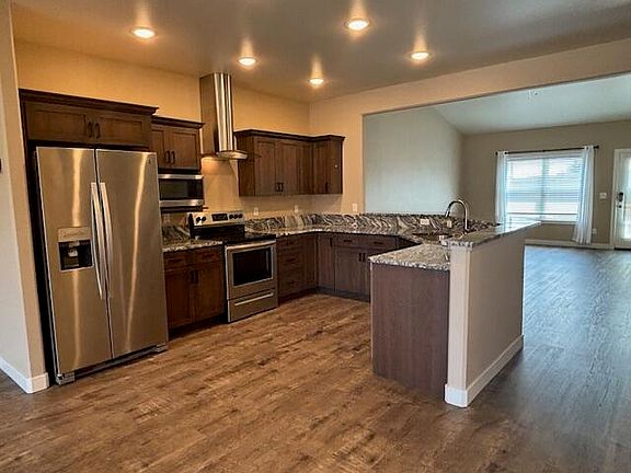 5th image of 2169 Skyview West Dr