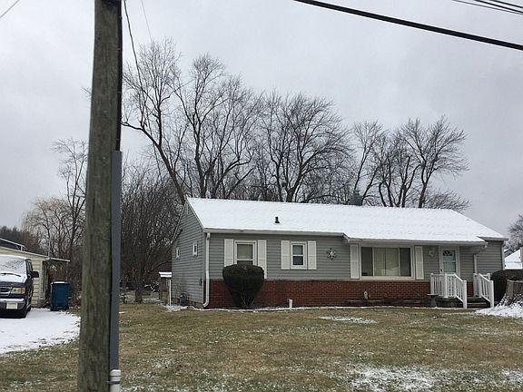 2nd image of 2710 W 62nd St