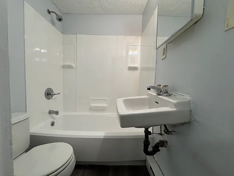 156 Orange St #4A — Photo 8