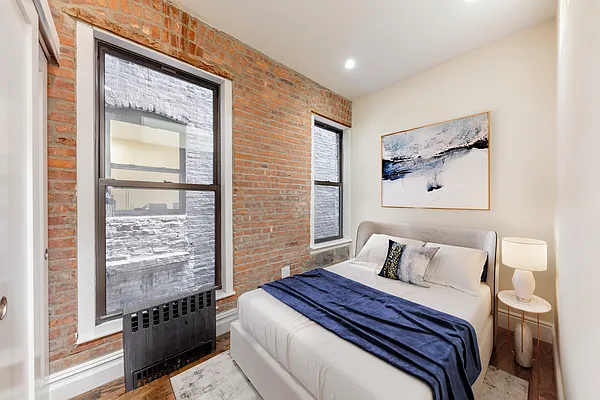 Rented by Douglas Elliman | media 33