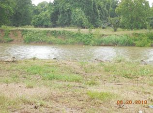 15 Selkirk Dr, Bay City, TX 77414