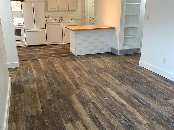 3rd image of 1216 20th St S #4
