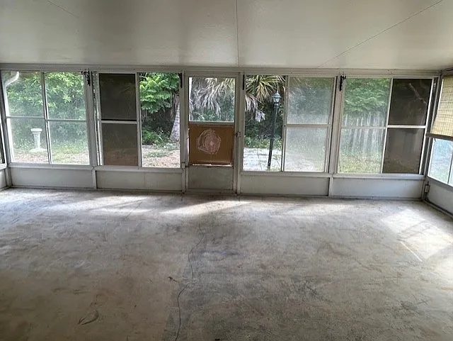 11350 1st Ave — Photo 3
