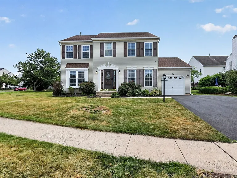 402 Candlewood Way — Photo 40