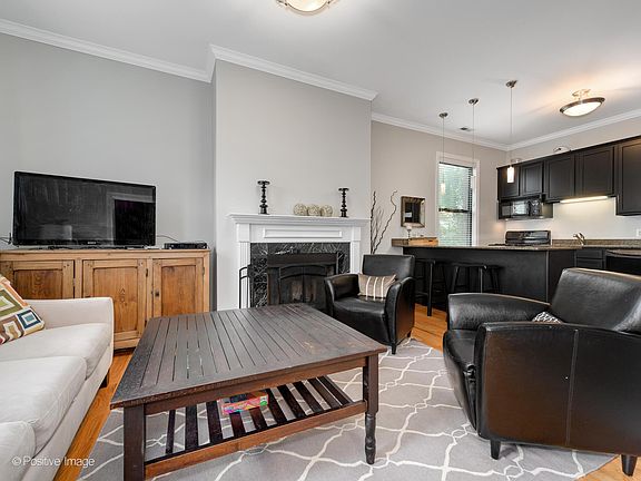 5th image of 1658 W Wabansia Ave #3
