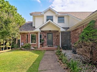 15665 Hickory Ln, Lowell, AR 72745