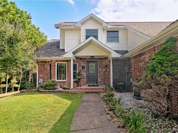 15665 Hickory Ln, Lowell, AR 72745