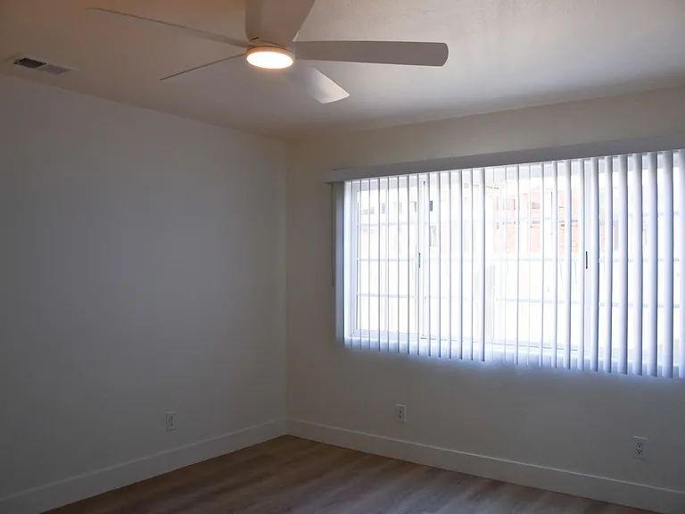 316 N Parker St — Photo 32