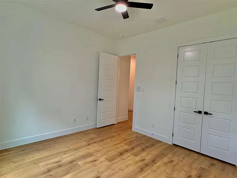 5206 Country Club Dr — Photo 23