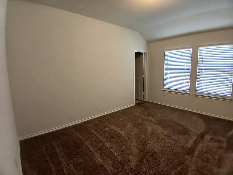 308 Samuel St — Photo 37