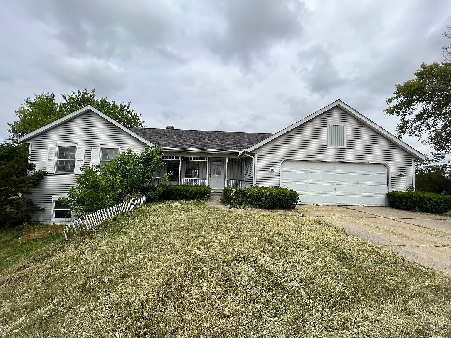6271 Byron Rd, Zeeland, MI 49464 Zillow