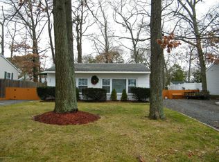 908 Pensacola Rd, Forked River, NJ 08731