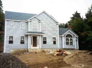 44 Hockanum Glen Dr, Beacon Falls, CT 06401